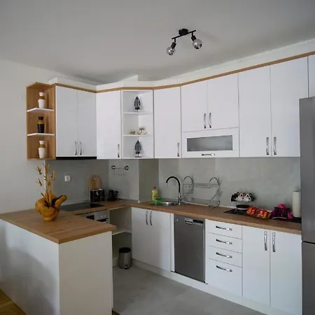 Apartment Apartman Teodora *
